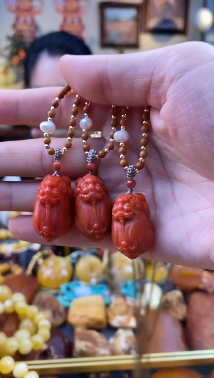 【闪购商品】南红玛瑙未镶嵌颈饰吊坠（多样性发其一）