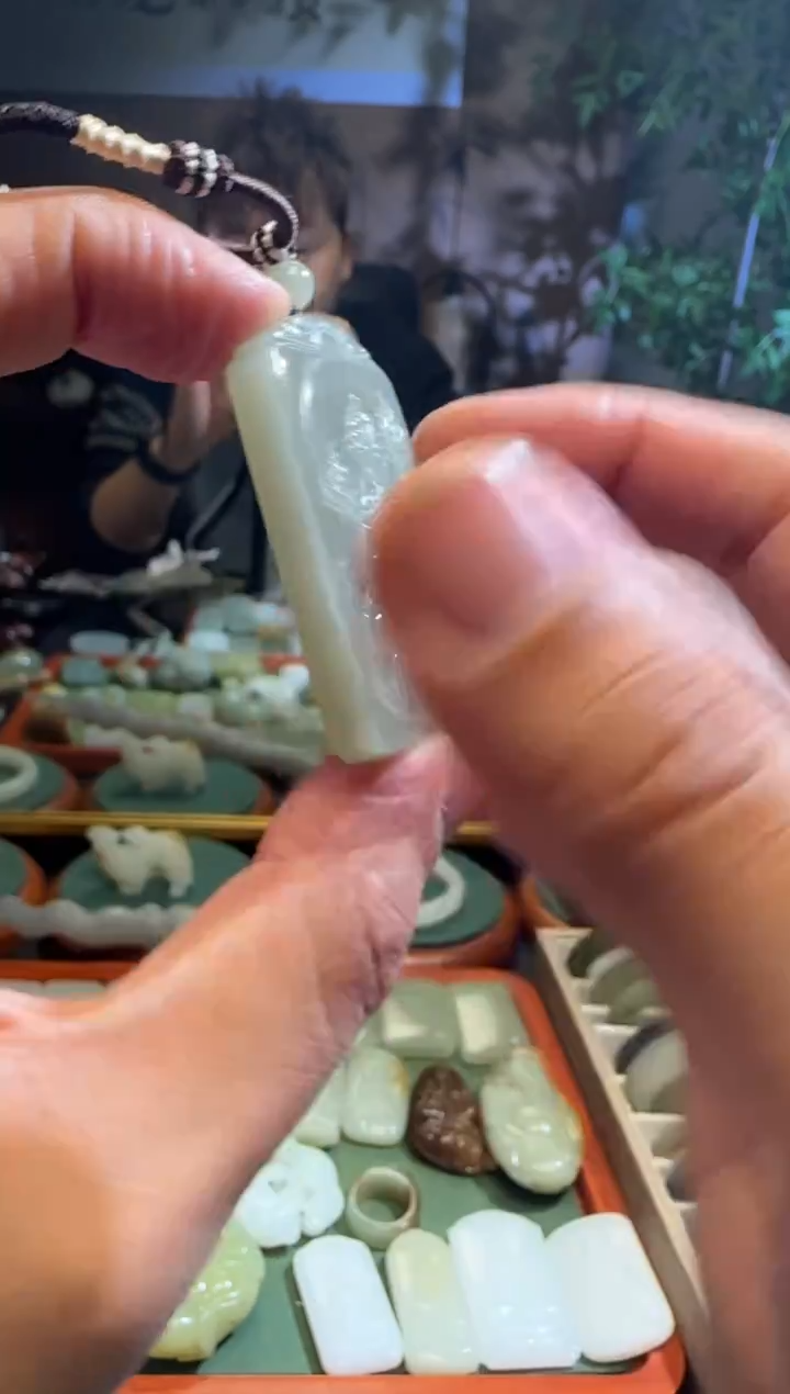 未镶嵌和田玉挂件44