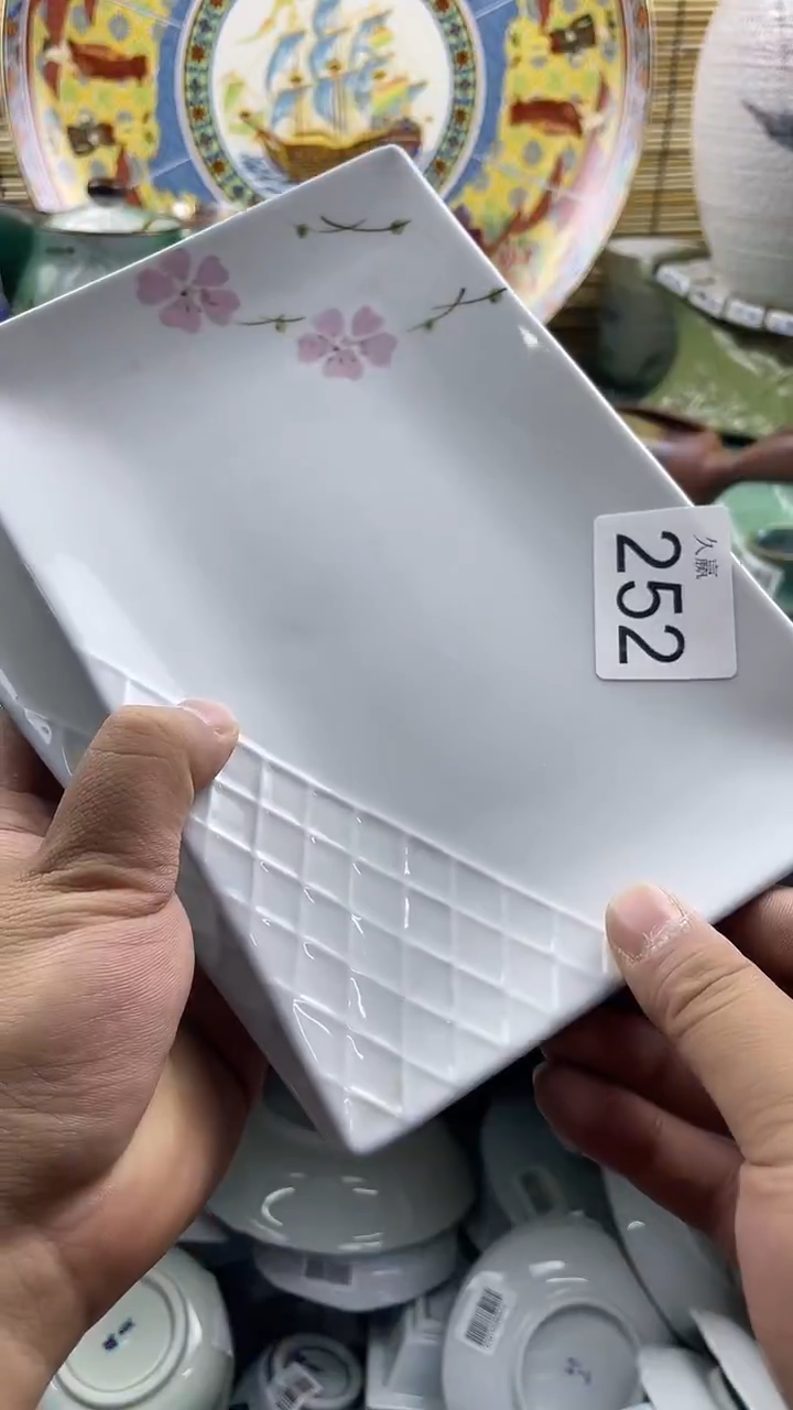 其他薇**i默认微瑕，谨慎参拍252