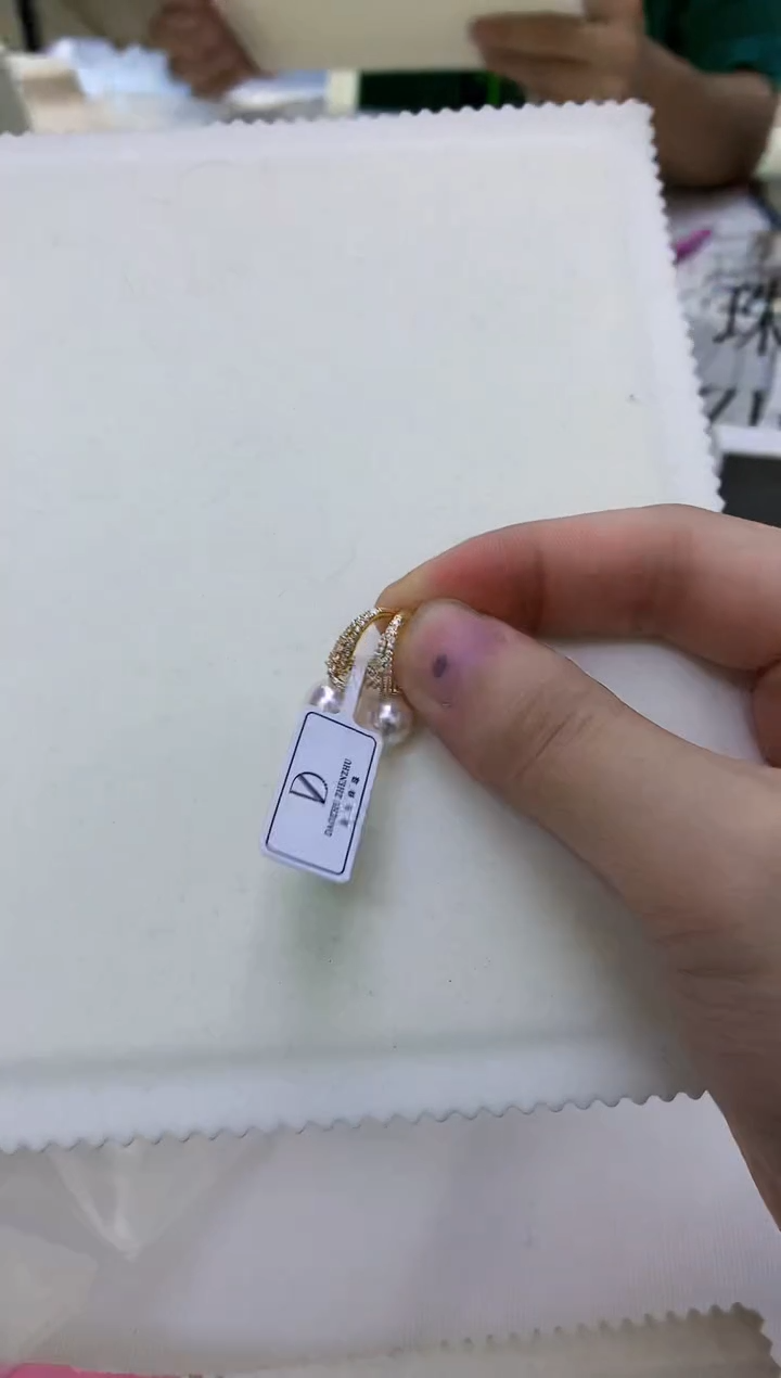 银S925镶嵌饰品海水珍珠设计款耳饰
