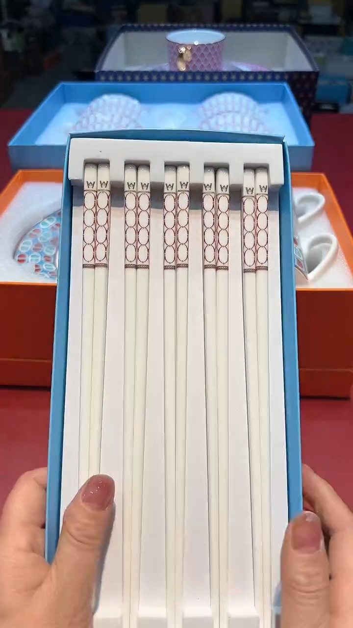 【闪购商品】瓷片锅碗瓢盆一件不剩