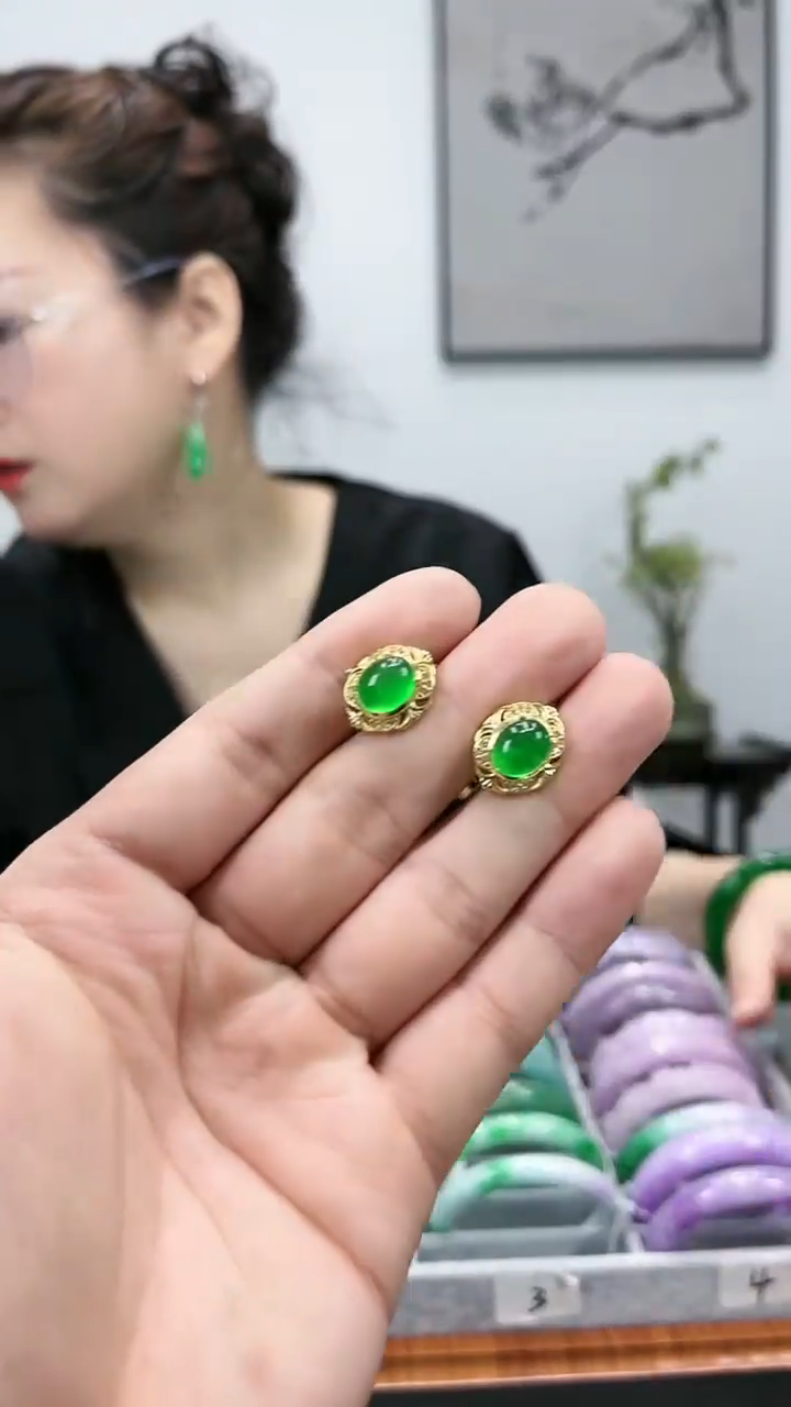 【闪购商品】翡翠耳饰未镶嵌s39满绿耳钉