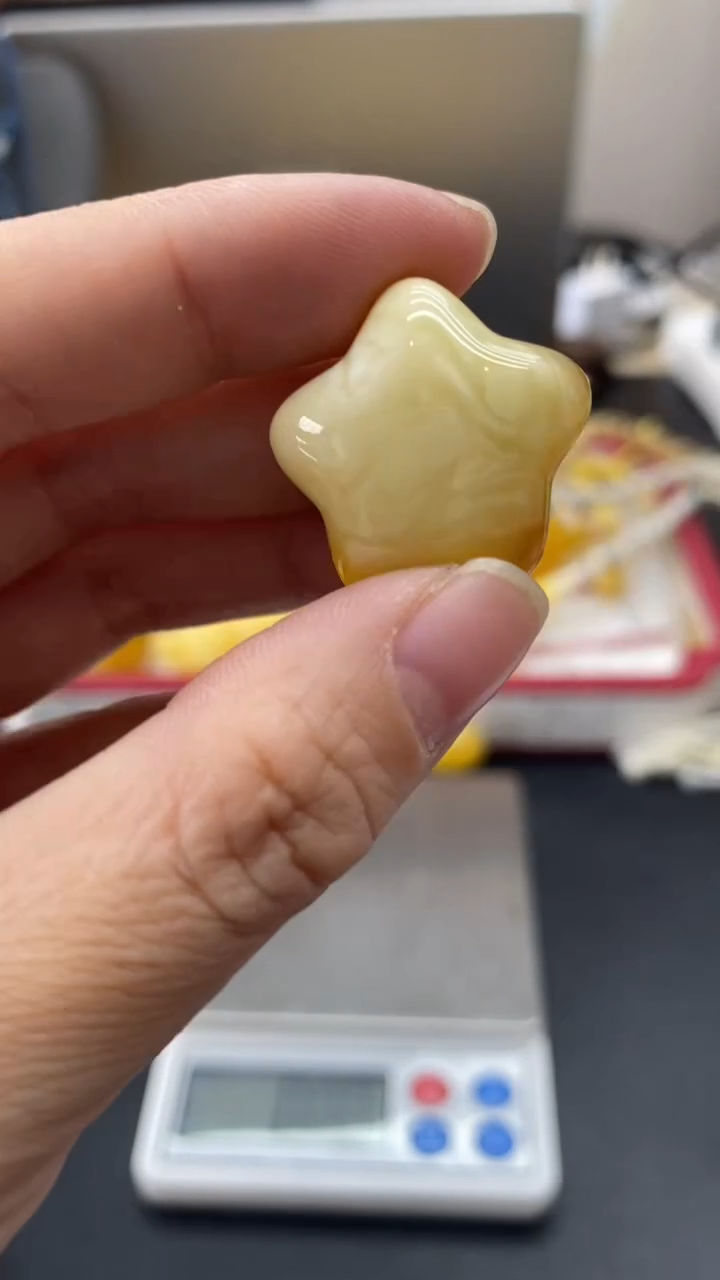 琥珀未镶嵌珠宝奇石775