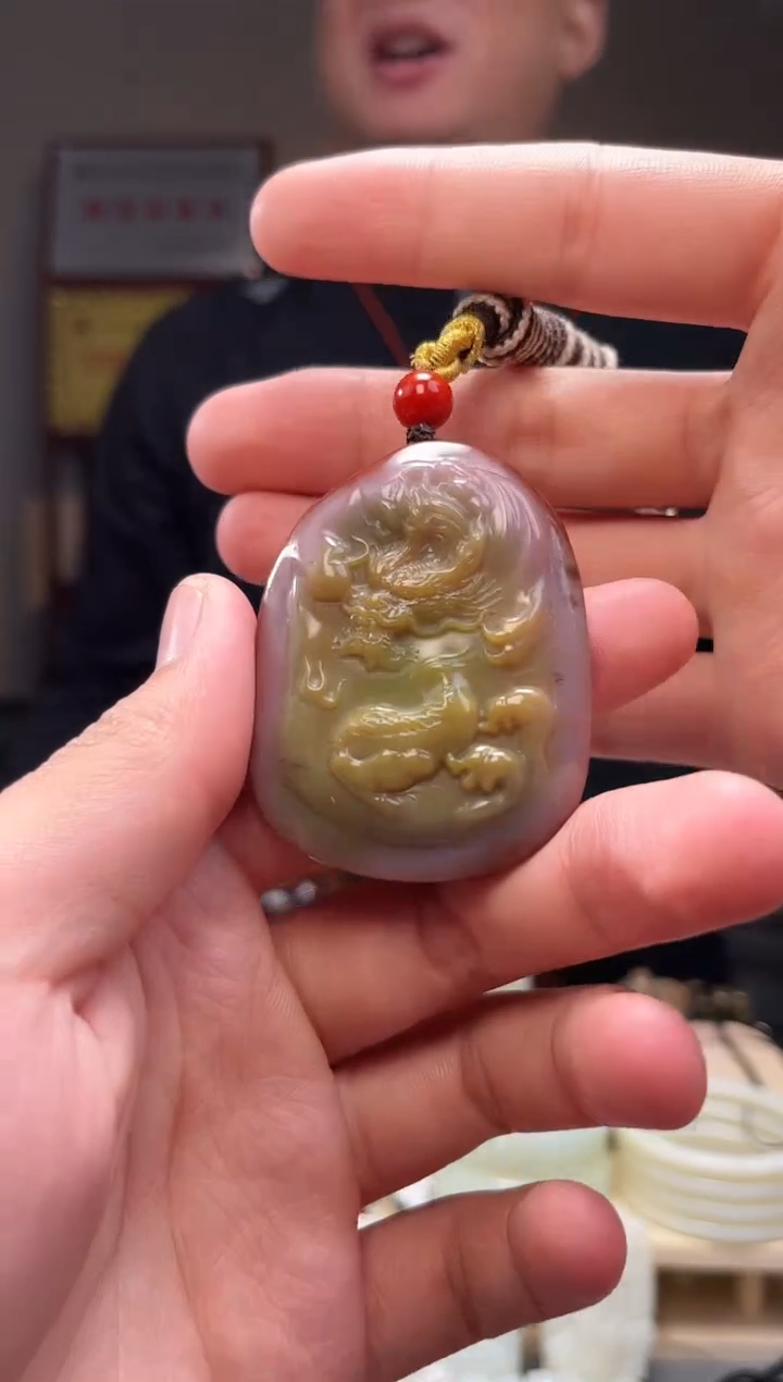 未镶嵌颈饰玛瑙/玉髓吊坠