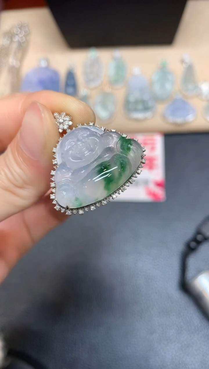 【闪购商品】翡翠吊坠(不含链)18K金镶嵌佛公【无服务费