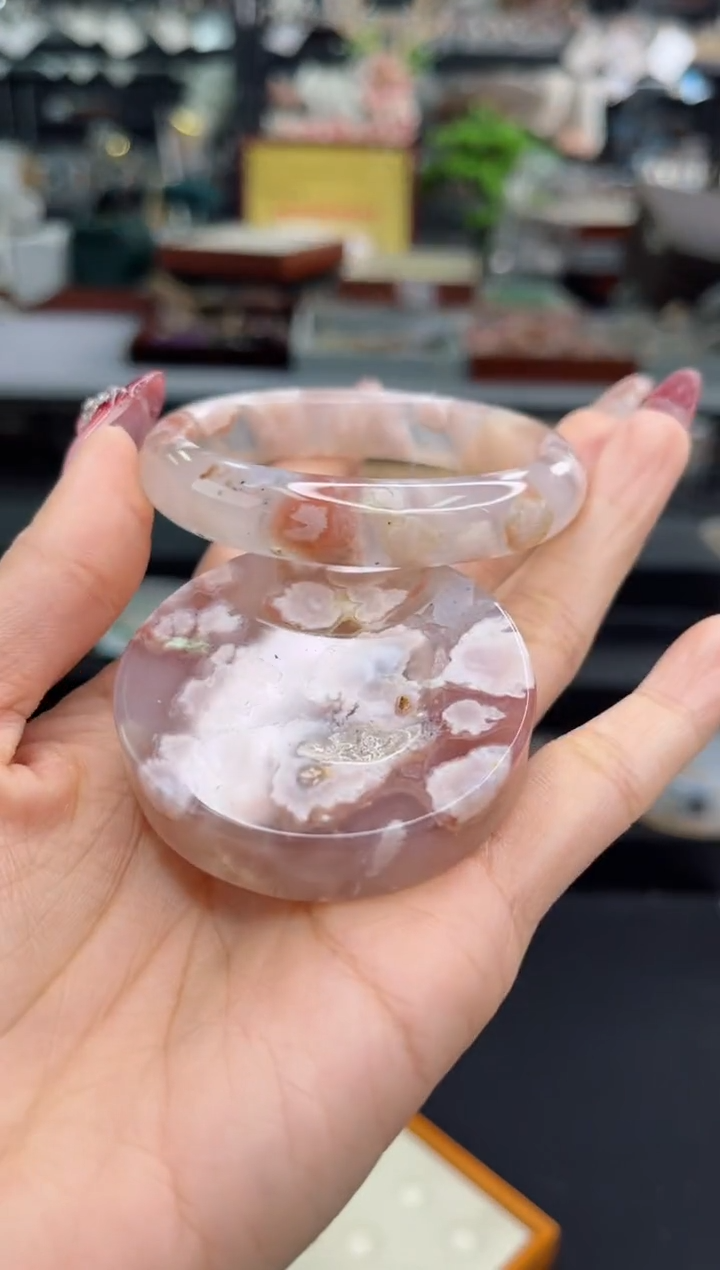 【闪购商品】石英质玉手镯未镶嵌53圈口（赠品镯心）S907017