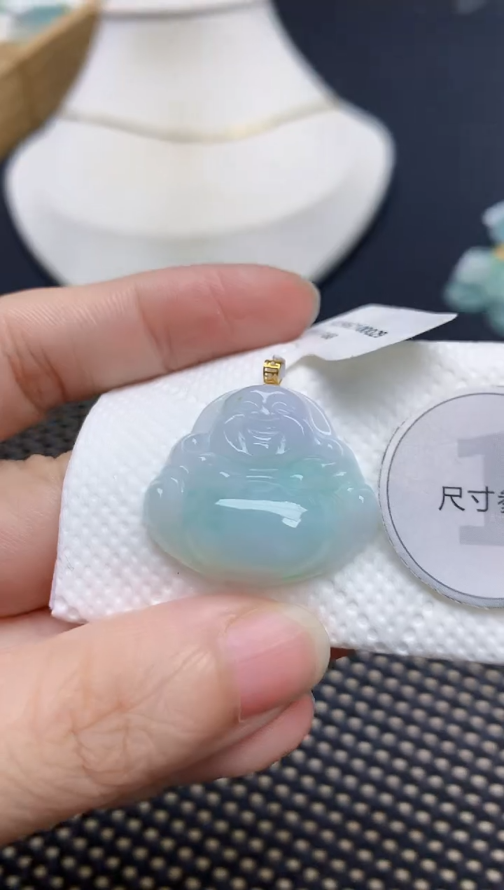 翡翠18K金镶嵌颈饰天然缅甸A货翡翠