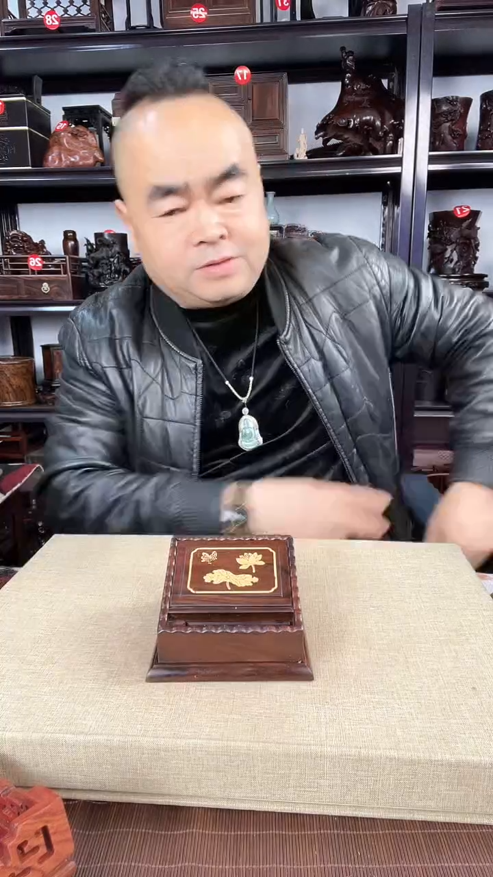 【闪购商品】木248瑕疵老李红木工艺品