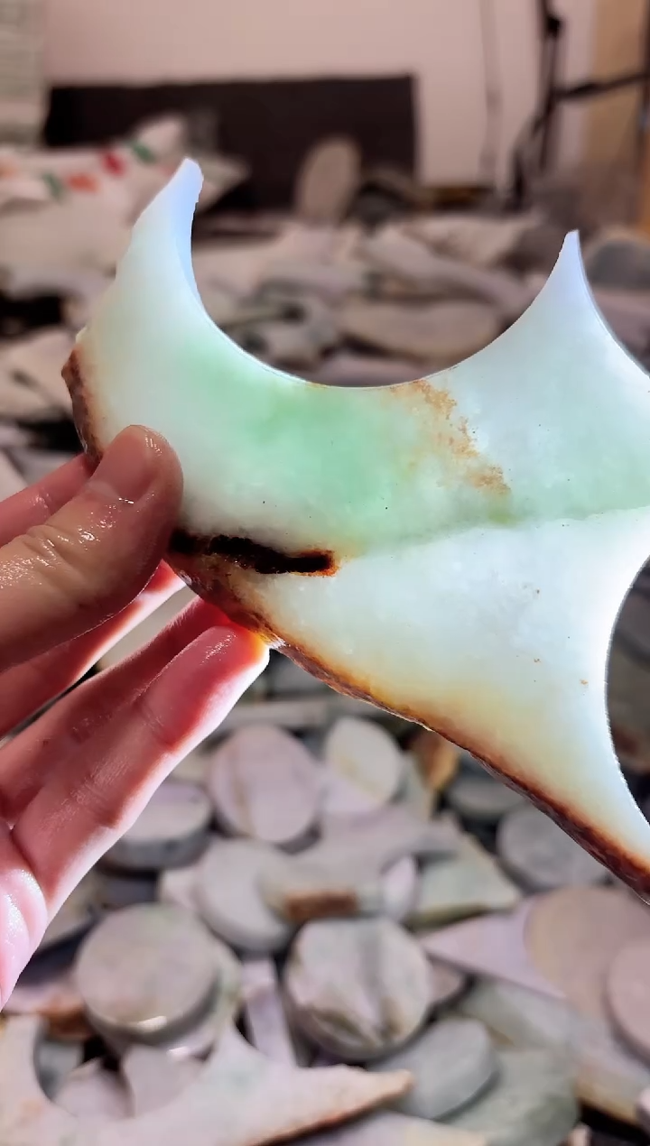 【闪购商品】翡翠颈饰未镶嵌A货吴玉282