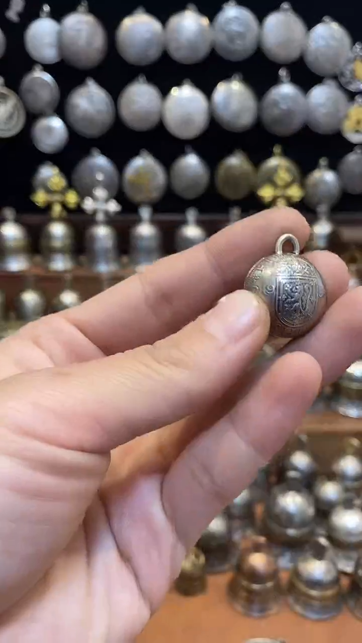 弥****U微瑕一先令铃铛