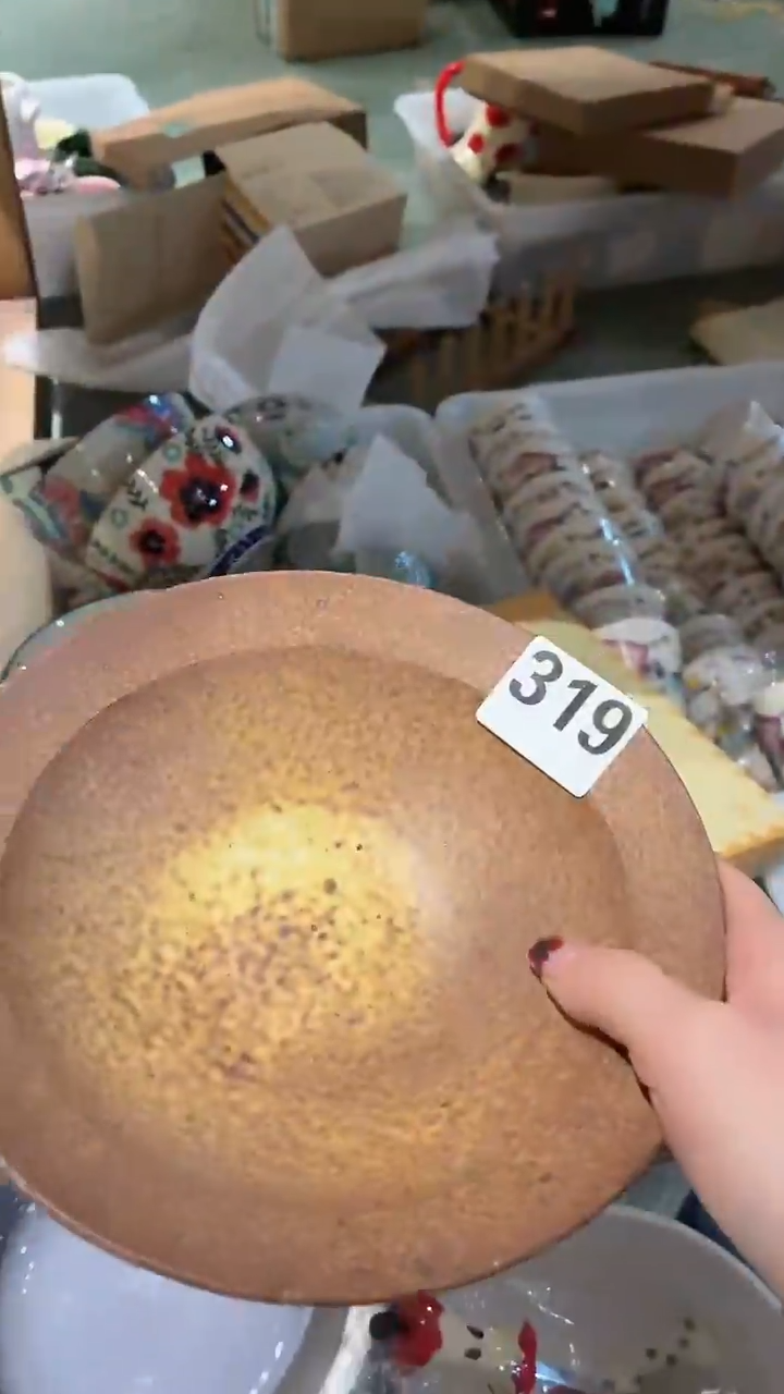 瓷319 金色 大碗 瑕疵