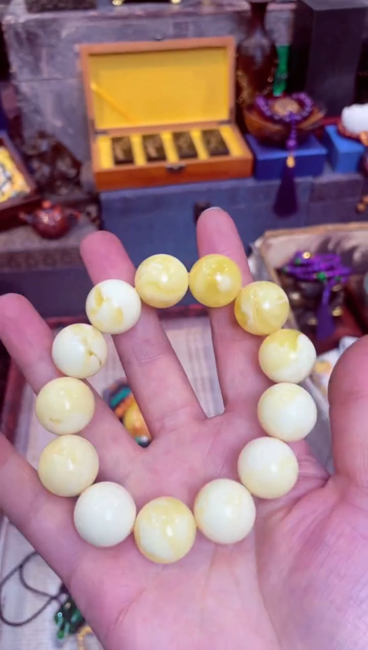【闪购商品】蜜蜡手串未镶嵌