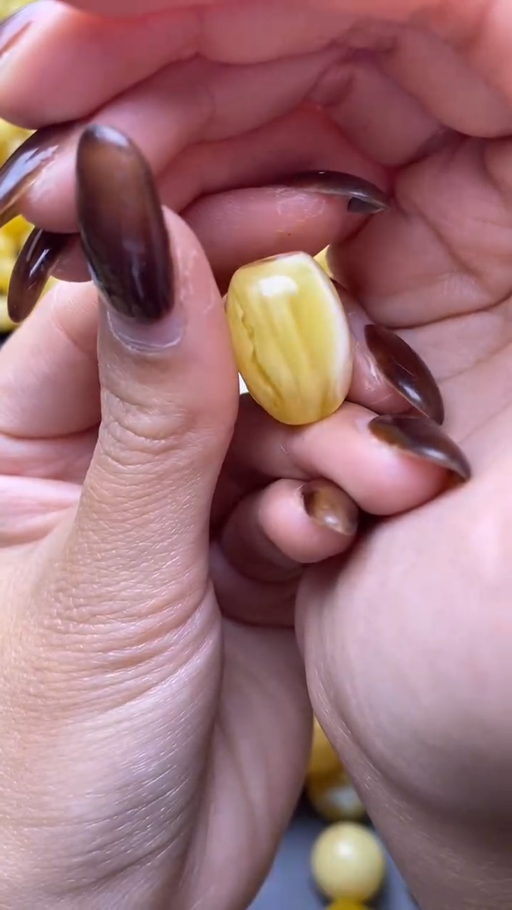 【闪购商品】琥珀裸石未镶嵌蜜蜡.55