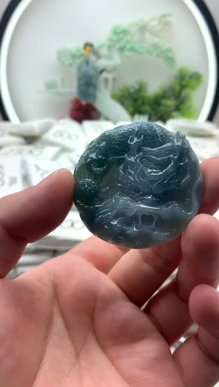 翡翠未镶嵌颈饰龙牌【品质一般介意慎拍】