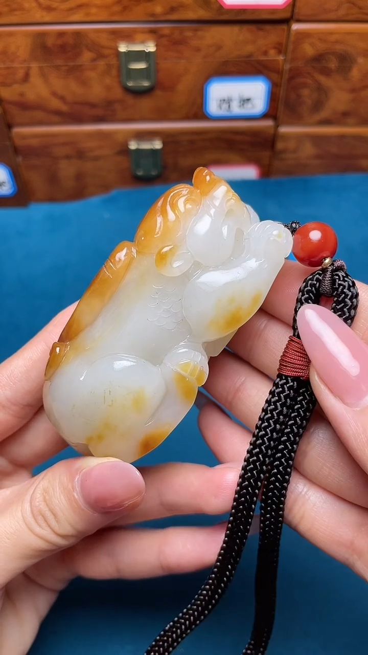 【闪购商品】和田玉把件未镶嵌和田玉