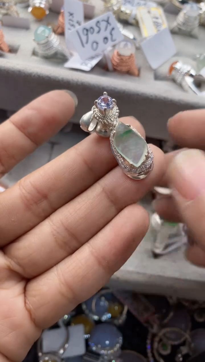 未镶嵌戒指翡翠666                9