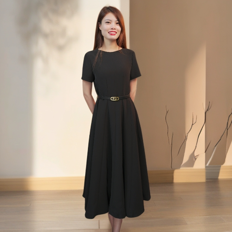 GXO 2025夏季新款高级感短袖优雅连衣裙LYQ0191