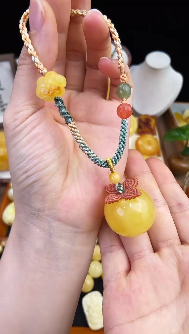 琥珀未镶嵌珠宝奇石C****n柒月