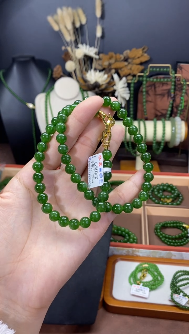 【闪购商品】和田玉（碧玉）颈饰未镶嵌8菠菜锁骨链