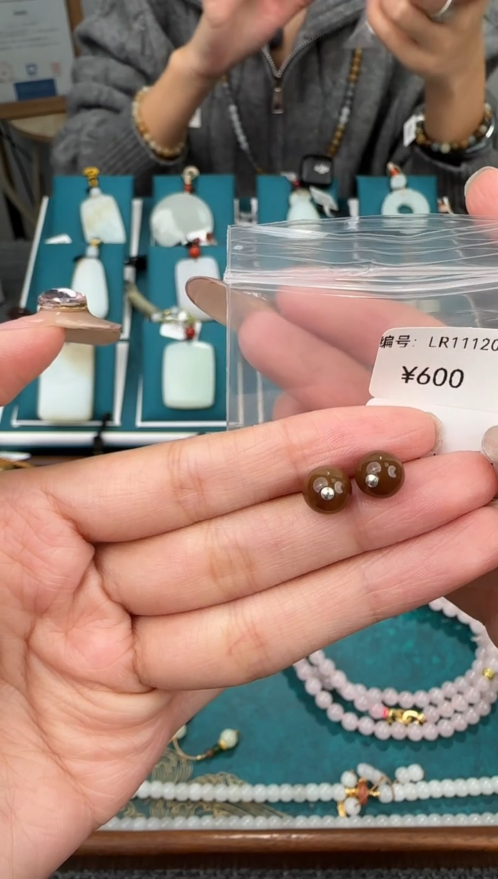 颈饰未镶嵌和田玉耳饰LR多样性发货拍一发一