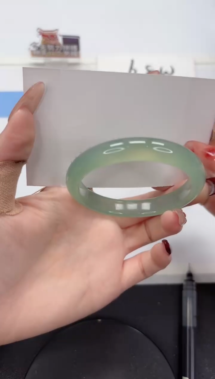 【闪购商品】石英质玉手镯未镶嵌A216-54.9