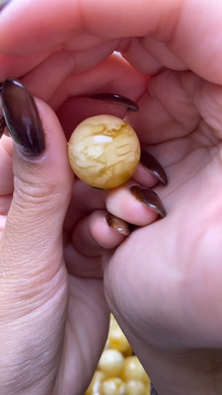 【闪购商品】琥珀裸石未镶嵌蜜蜡.38