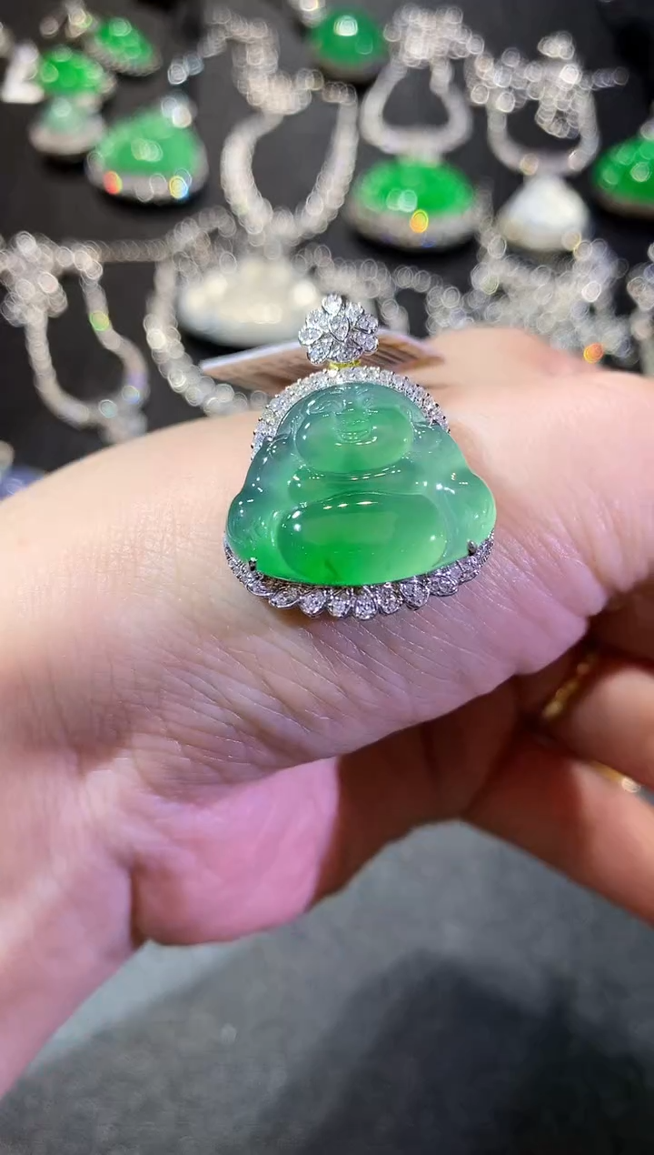 【闪购商品】翡翠吊坠(不含链)18K金镶嵌34-佛公