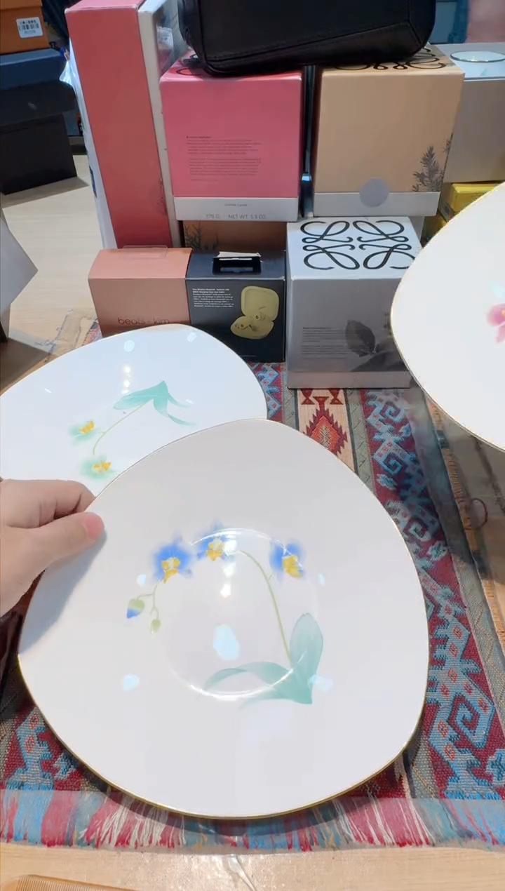 【闪购商品】瓷片11111111111111