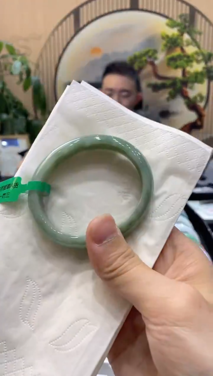 【闪购商品】翡翠手镯未镶嵌000001294