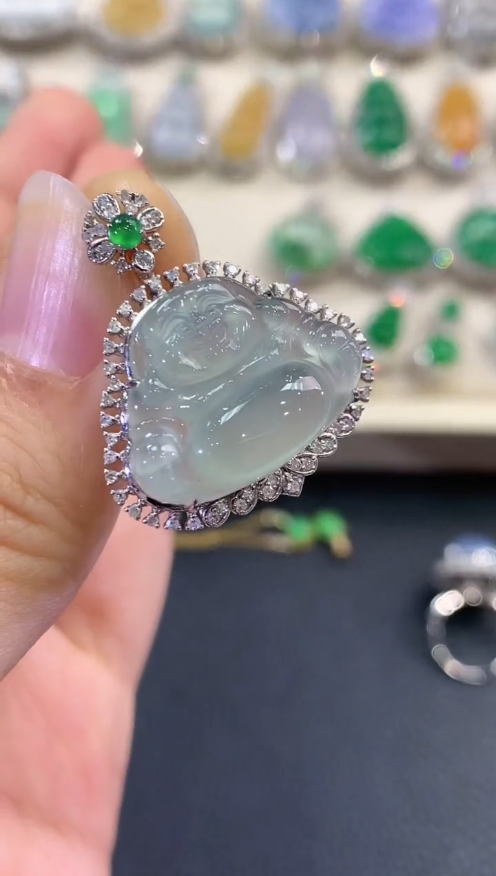 【闪购商品】翡翠吊坠(不含链)18K金镶嵌 C9