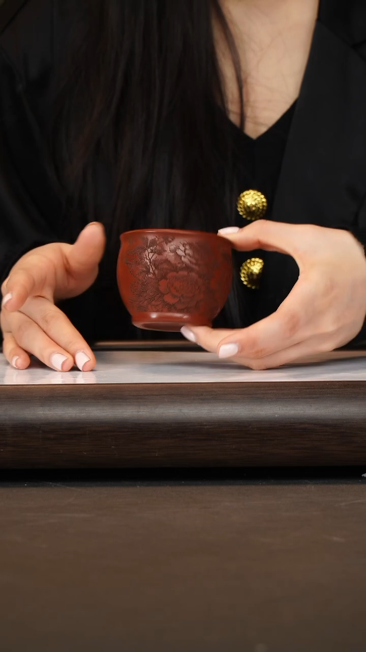 茶壶紫砂红泥牡丹刻绘杯