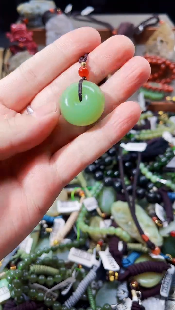 和田玉未镶嵌颈饰拍一发一