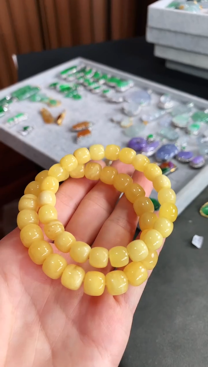 【闪购商品】蜜蜡手链未镶嵌手串（多样性发货发一条）