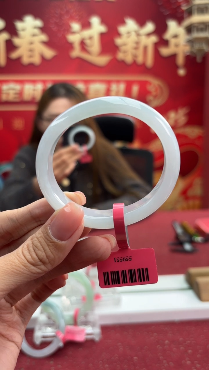 【闪购商品】翡翠手镯（贵妃镯）未镶嵌2手镯