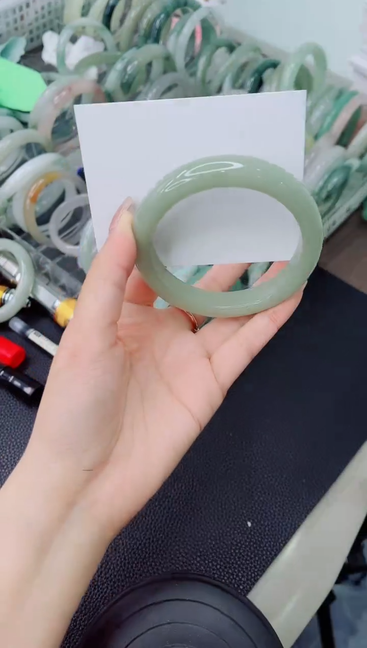 石英质玉手镯未镶嵌297-61.9