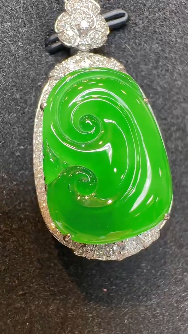 翡翠18K金镶嵌吊坠(不含链)多样性团购发一件