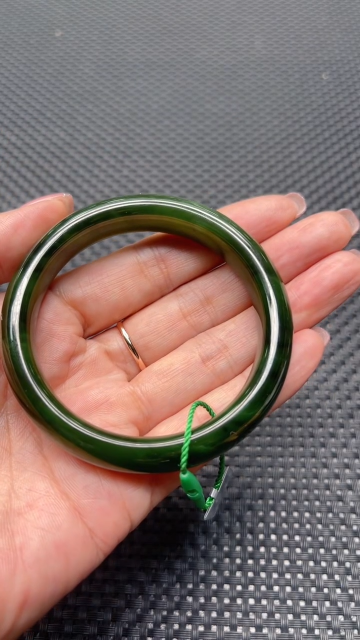 【闪购商品】和田玉手镯未镶嵌多样性发1件 圈口约56