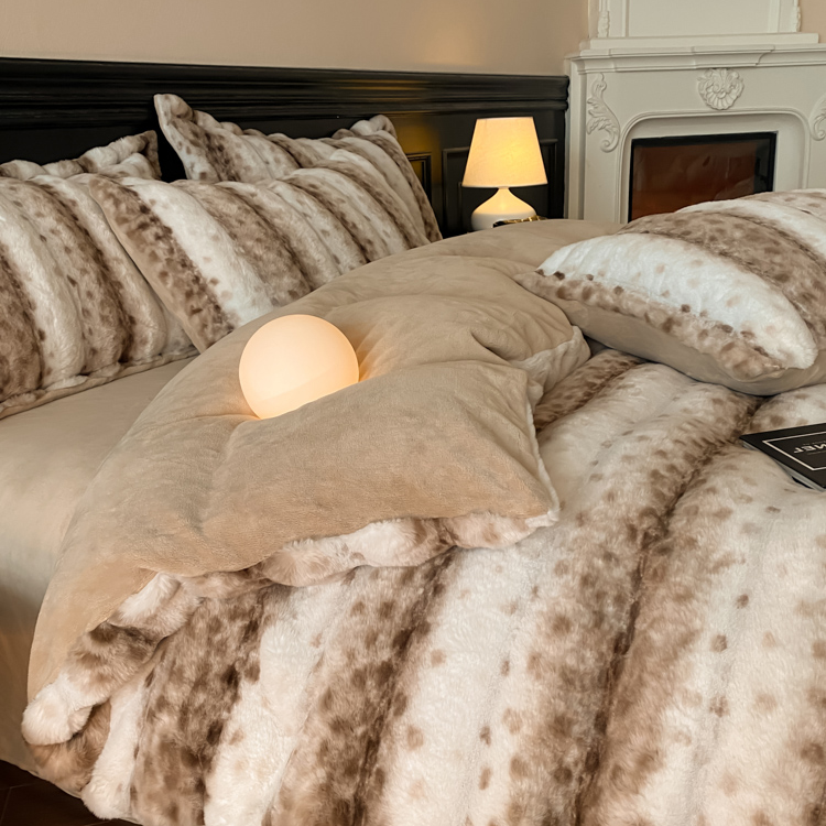 巢尔【美拉德波点】仿兔兔毛绒四件套2025高级感加厚被套床单床品