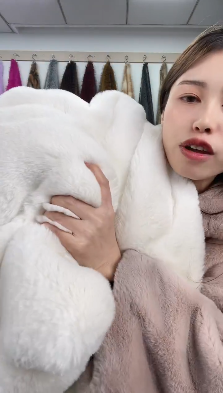 狐狸毛C65，尺寸1.7*1