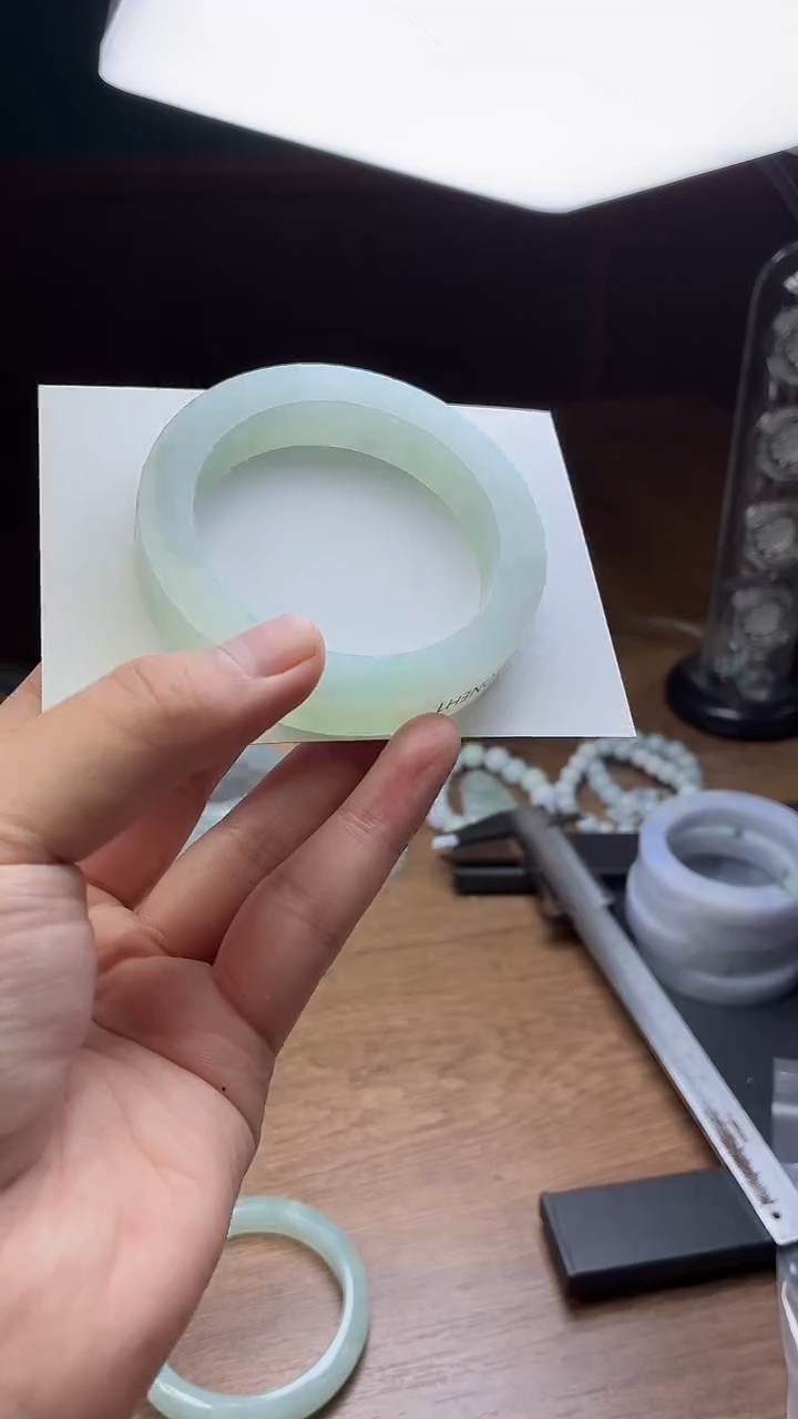 未镶嵌手镯定制翡翠可*定制