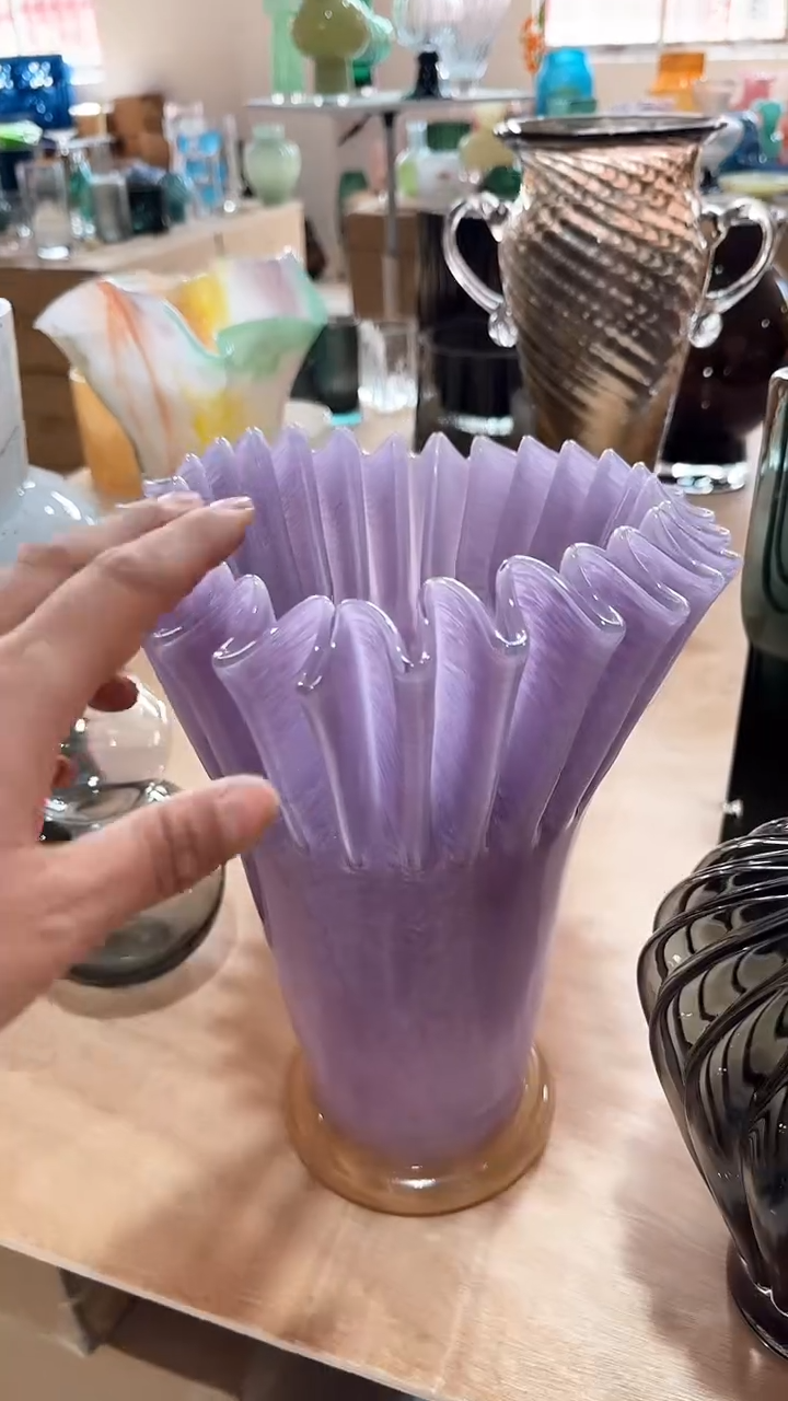 【闪购商品】玻璃紫色折纸花瓶