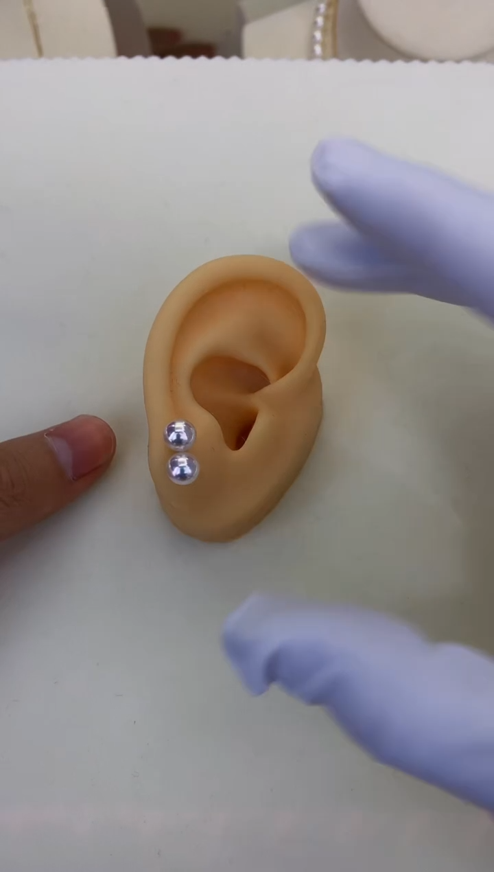 18K金镶嵌DA海水珍珠 GD003 6-7 素钉定制