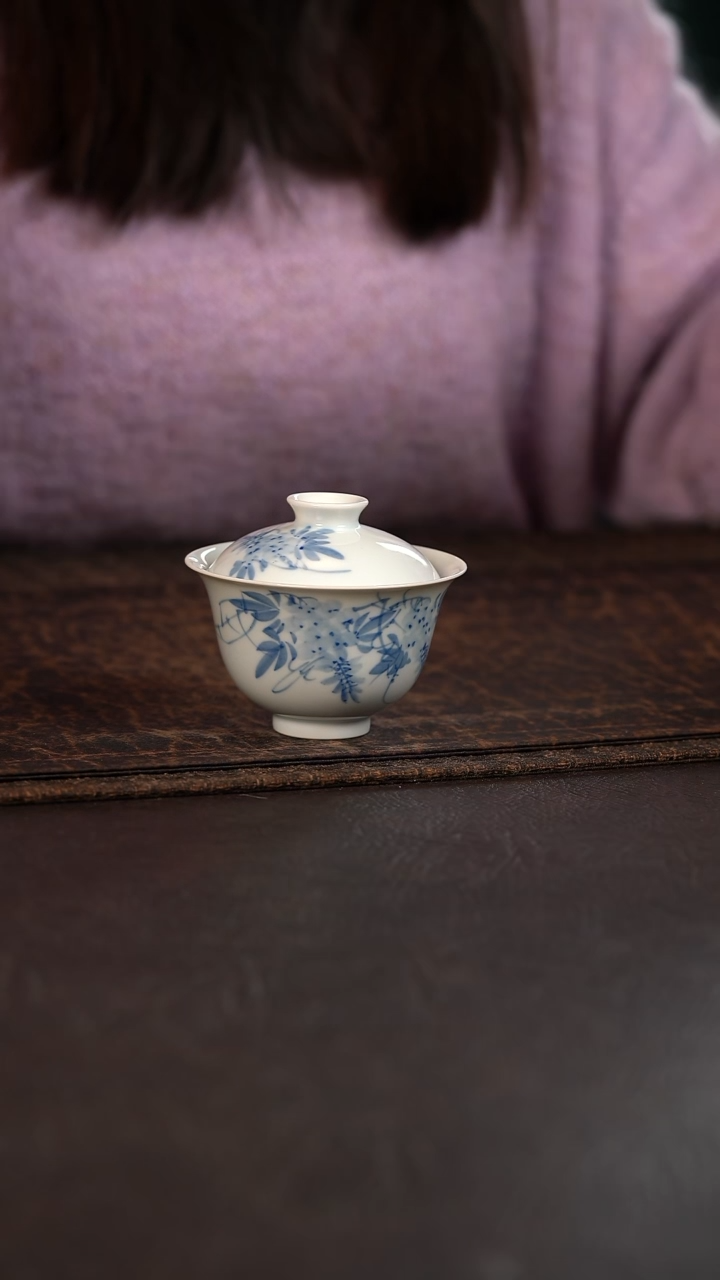 【闪购商品】杯HLX陶瓷紫藤花盖随机