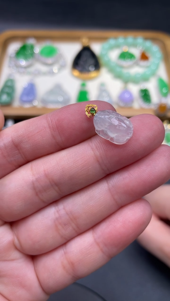 【闪购商品】翡翠颈饰18K金镶嵌1..........