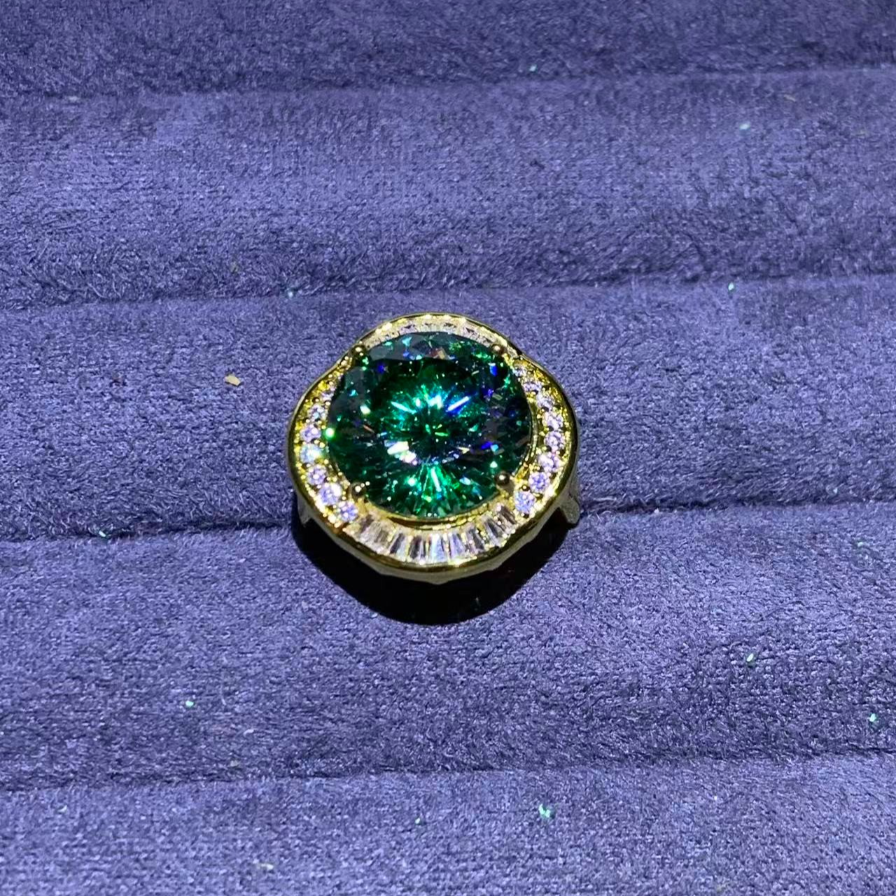  【高奢收藏】吊坠W1226203高端收藏时尚吊坠