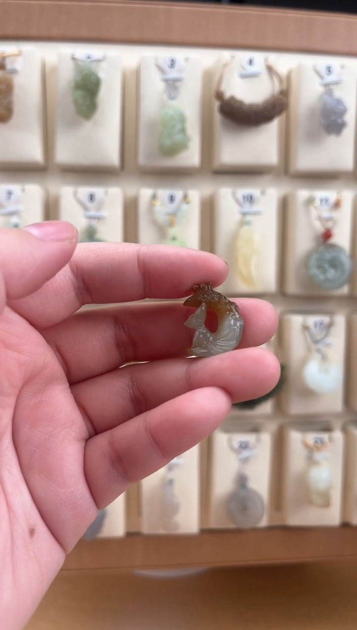 【闪购商品】和田玉颈饰未镶嵌望月狐吊坠