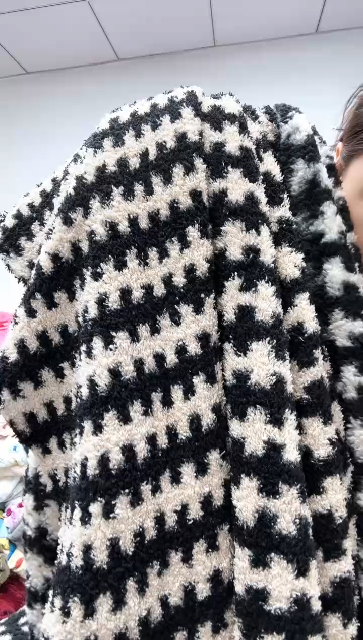 法兰绒1.3x1.5左右尺寸面料已主播介绍为准