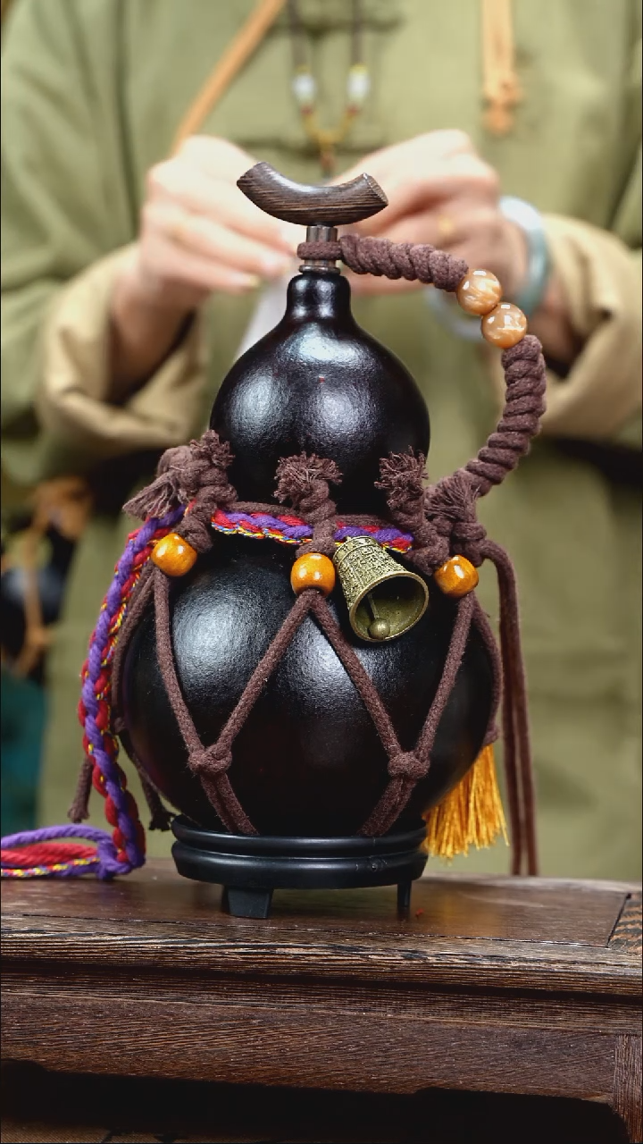 YM078复古网兜款天然酒葫芦（一物一拍）