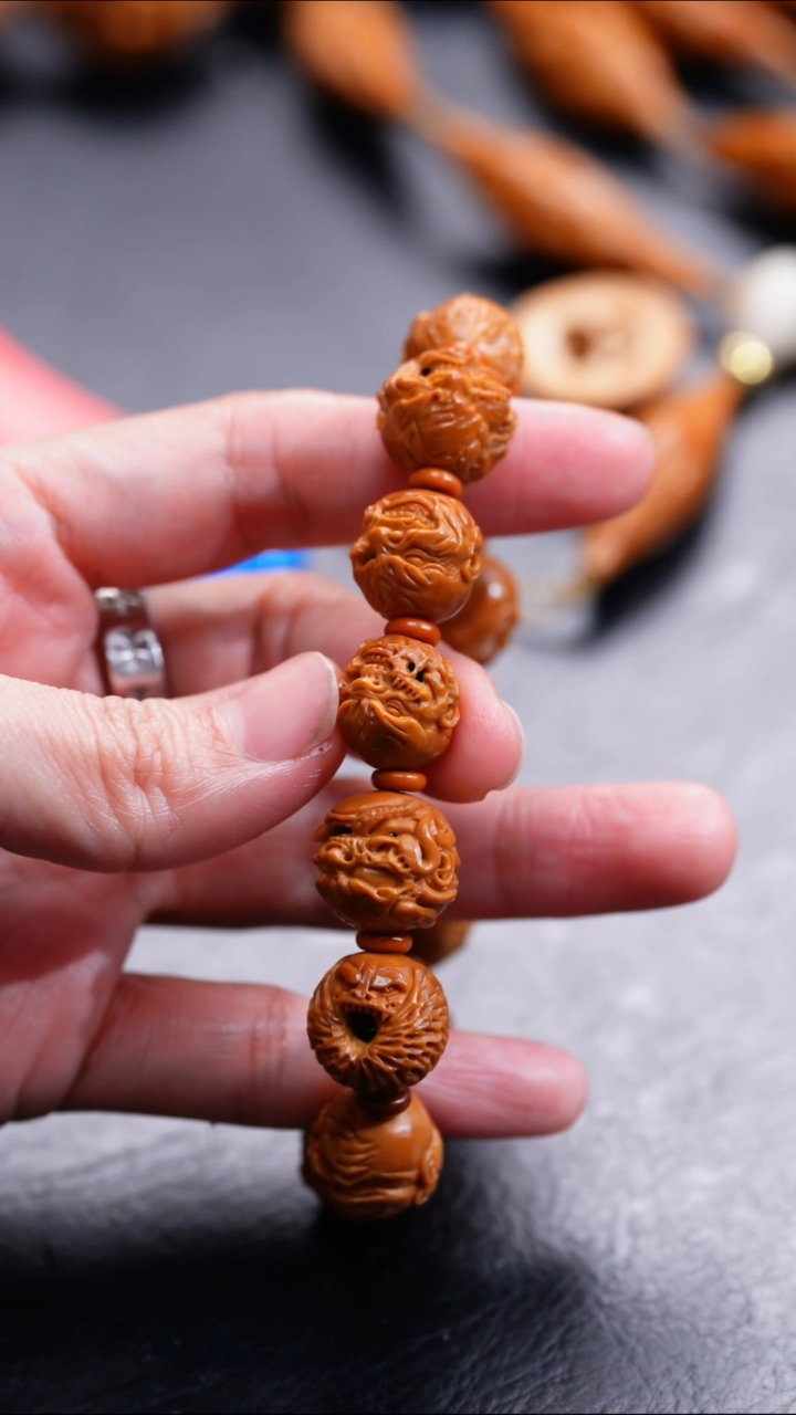 【闪购商品】橄榄核吊坠橄榄核