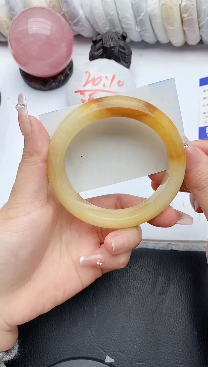 【闪购商品】石英质玉手镯未镶嵌29+62/63